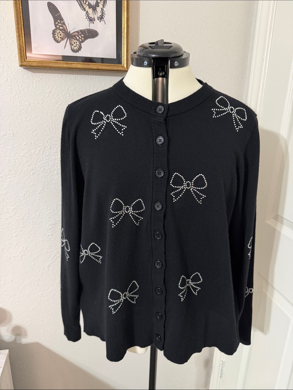 Black Bow-Applique Button Front Cardigan